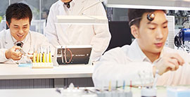 无锡万国维修保养网点专业技师配备